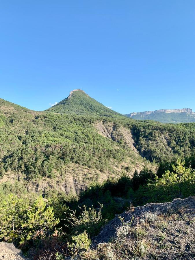 Gite De Charme Le Val Mellis Classe 3 Etoiles Dans La Douceur Provencale Vaumeilh Exterior photo